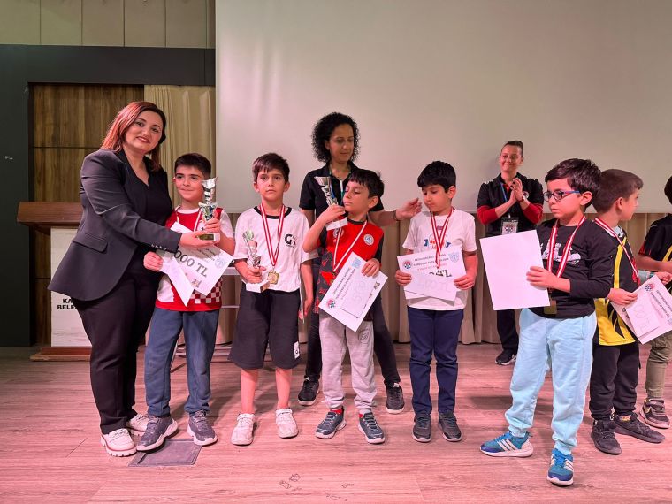 Düşün Satranç Evi Galeri
