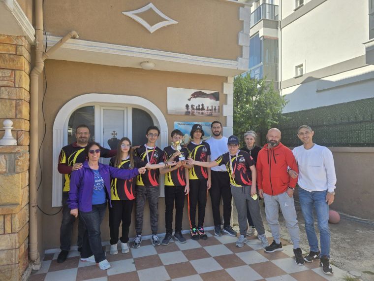 Düşün Satranç Evi Galeri